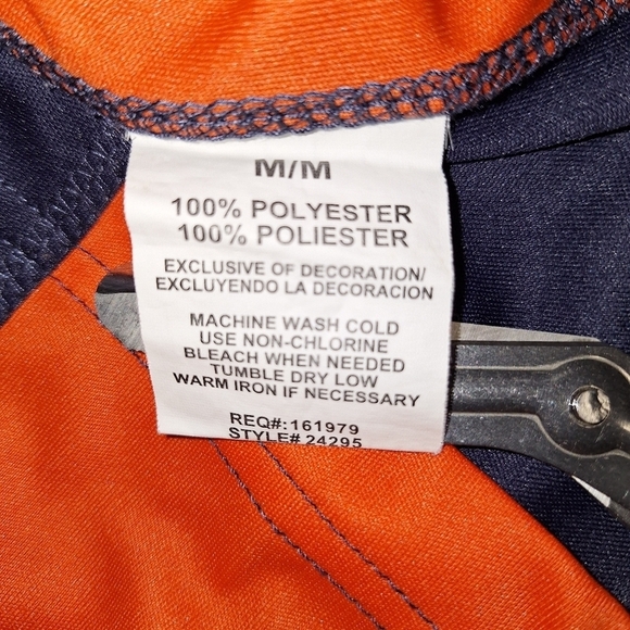 A TrueFan Detroit Tigers short sleeve blank jersey in a men's size medium. - Picture 4 of 6